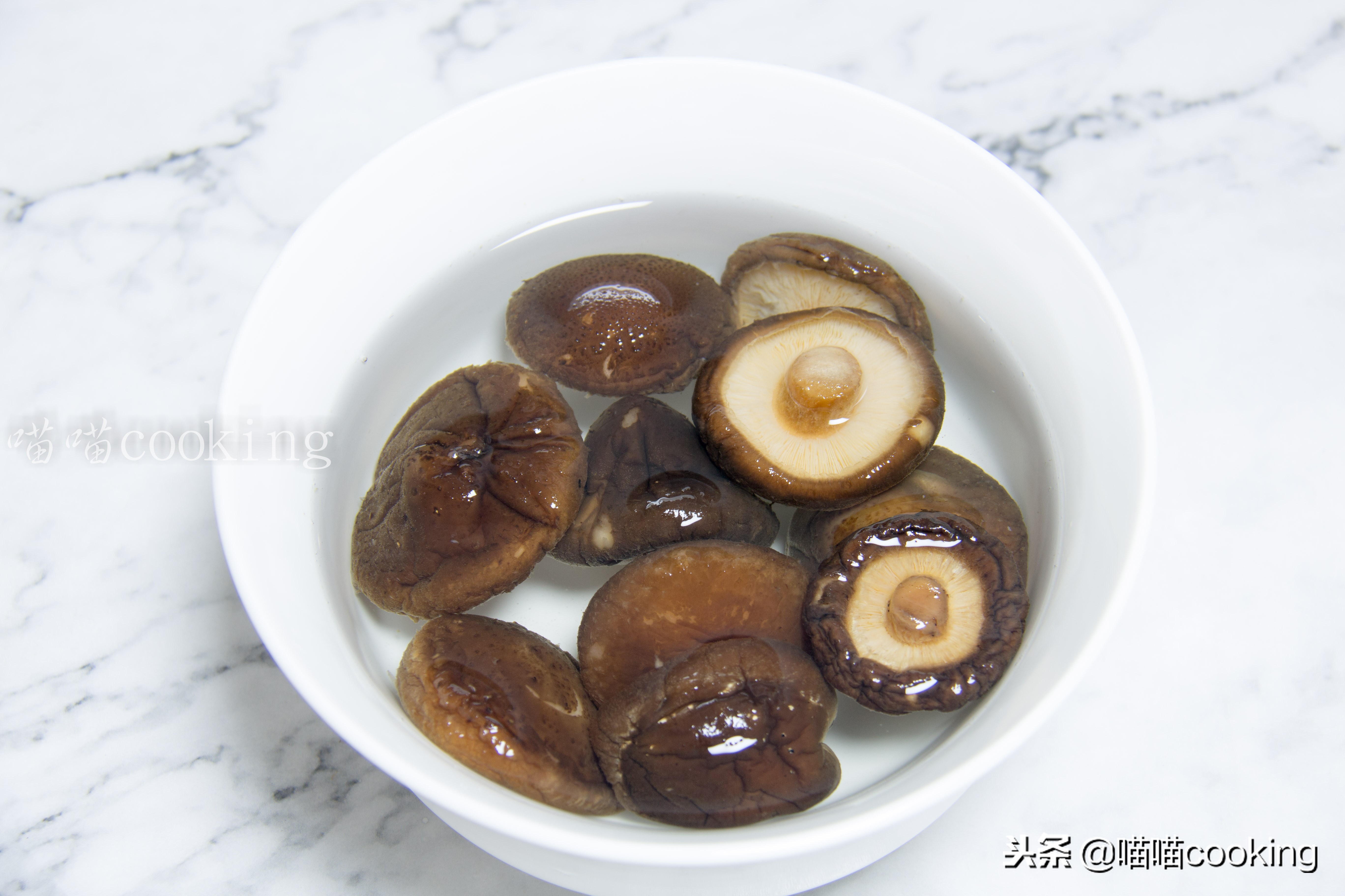 炖猪蹄筋道,怎样炖猪蹄好吃软烂q弹