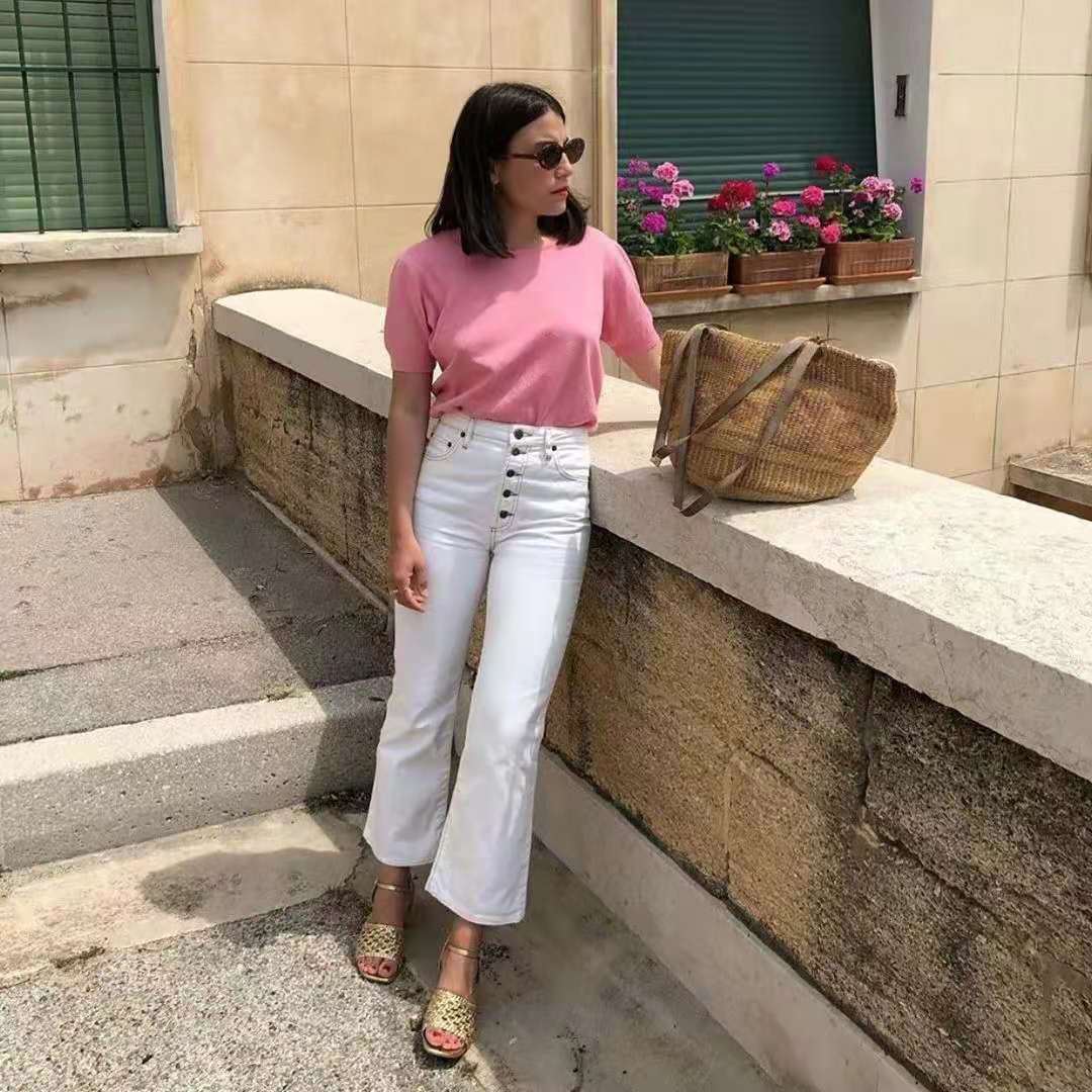 白裤子怎么穿比较好看,白裤子这样穿显瘦又高级