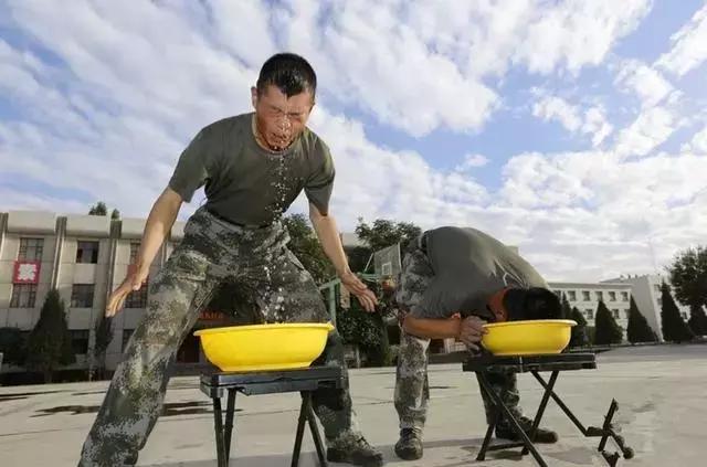 中国单兵飞行神器,我国陆军的单兵火力神器