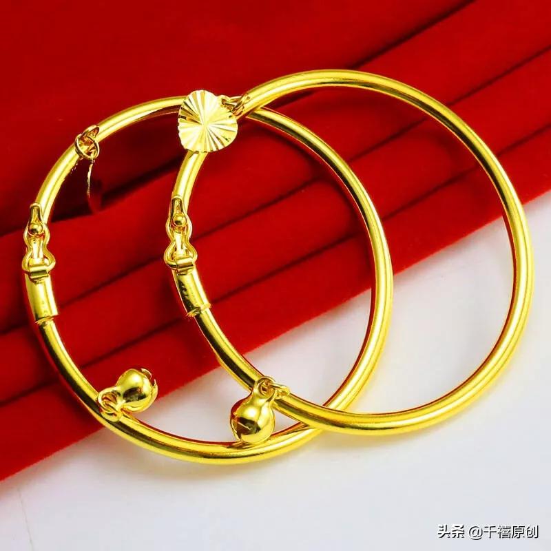 金镯子出现白斑,金镯子有白斑怎么解决