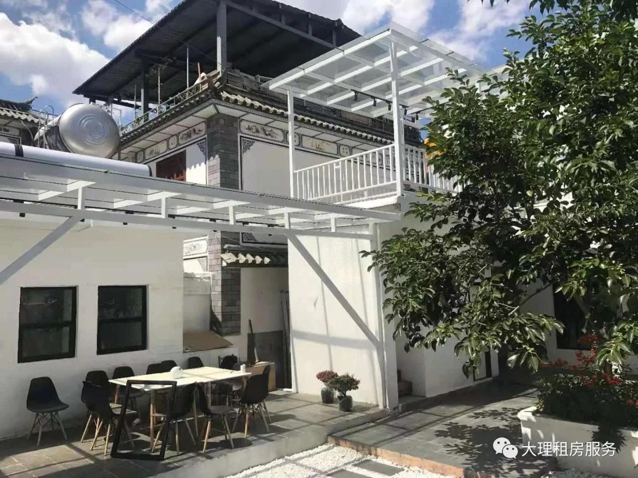 大理古城南门文献路客栈,大理古城南门文献路