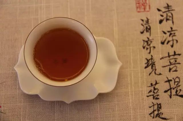 清凉茶事|天赐萌芽纤指瘦,武夷山下骏眉香