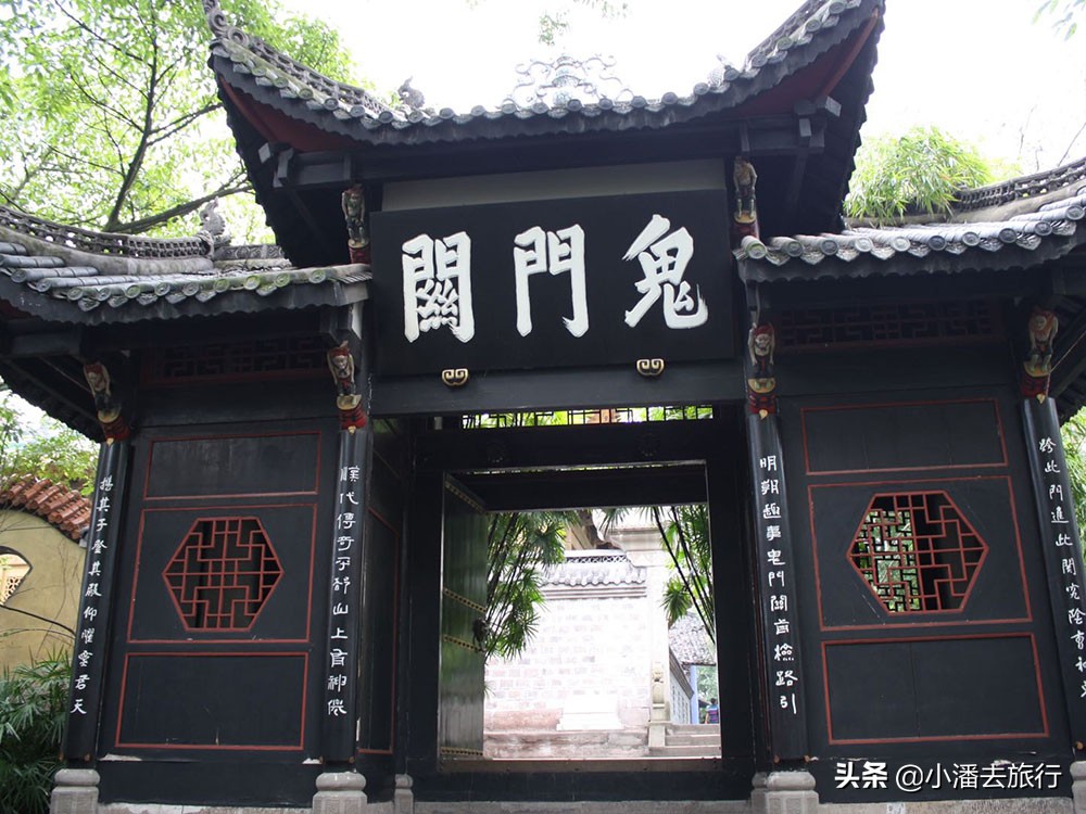 宜昌三峡豪华游轮船票,三峡豪华游轮自费项目参加吗