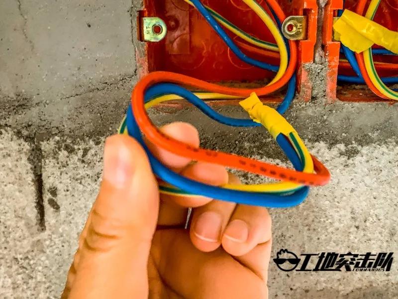水电工人工地突击,工地水电隐蔽施工视频