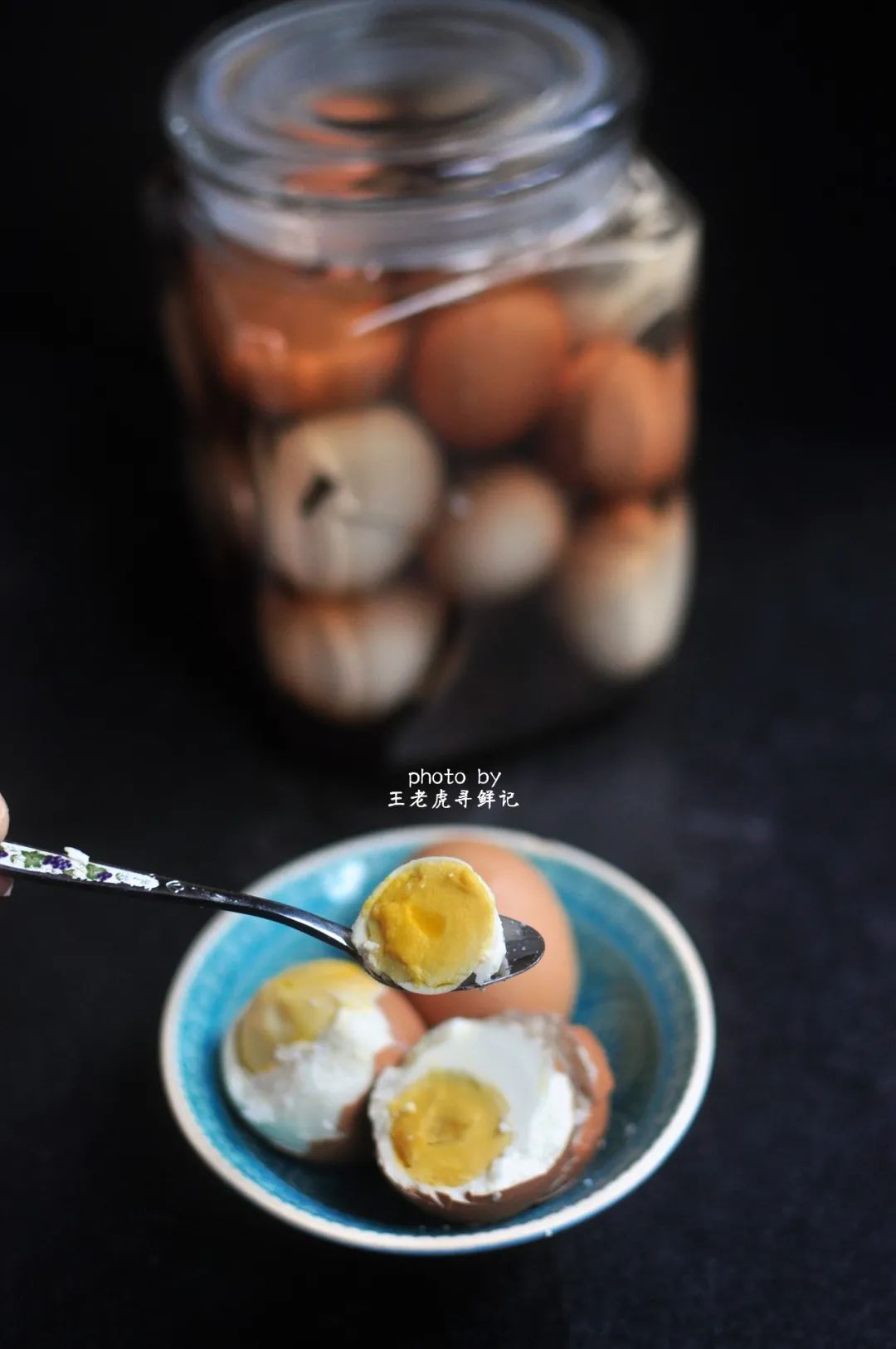 教你腌咸鸡蛋个个出油起沙,教你在家腌咸鸡蛋