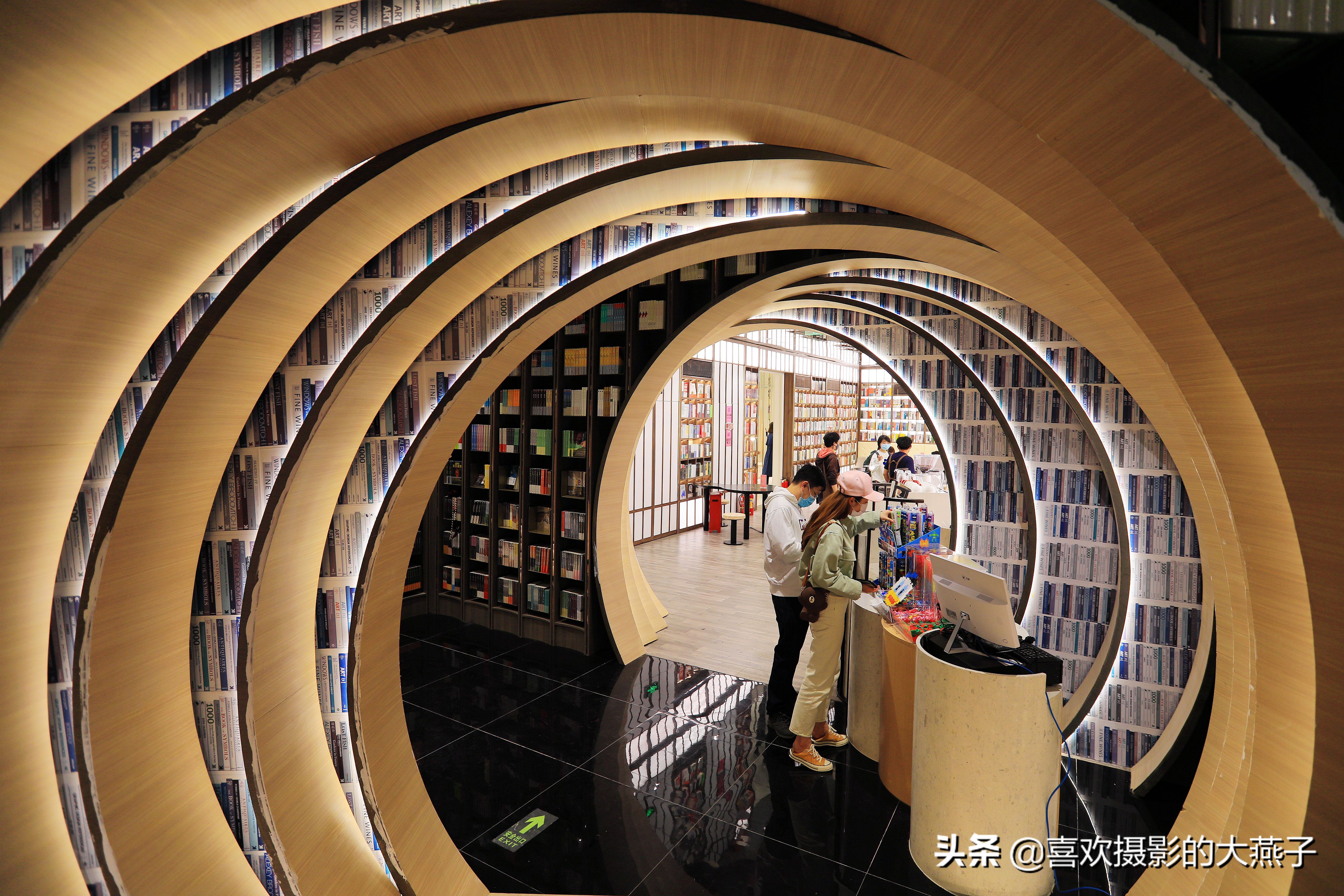 钟书阁北京老佛爷书店,北京钟书阁老佛爷店怎么去