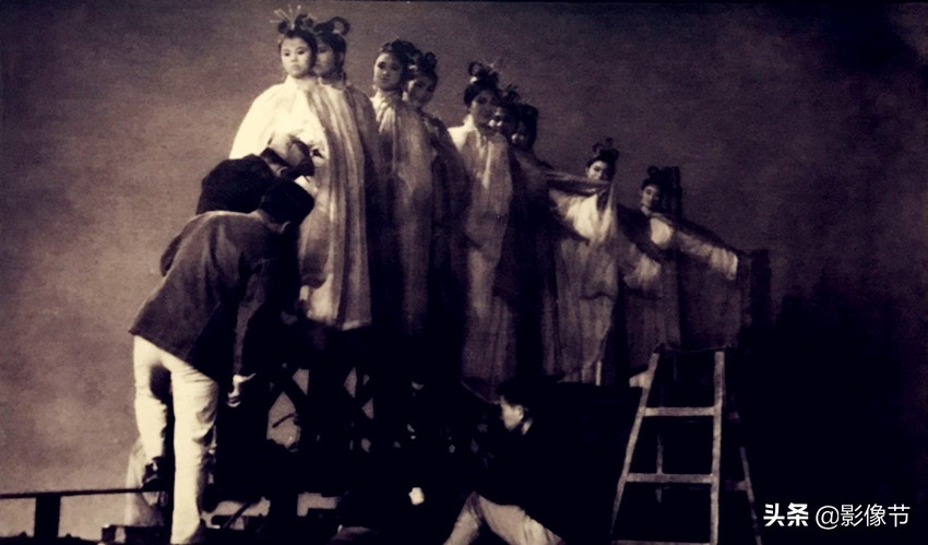 黄梅戏天仙配严凤英1962年的录音,黄梅戏天仙配的故事发生在哪里