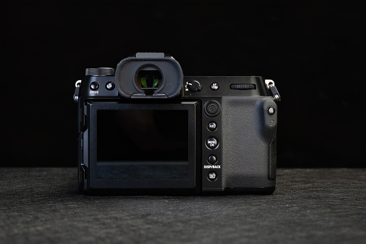 富士gfx50sii视频测试,一亿像素富士gfx100s高感