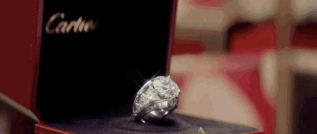 最新明星红毯珠宝,女明星红毯封神造型礼服