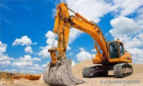 挖掘机发动机烧机油最佳解决方法,挖掘机冒蓝烟不烧机油是什么原因