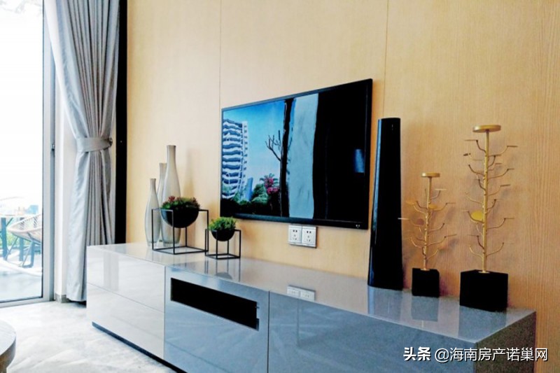 海南装修适合用木地板吗,海南适合贴墙纸还是墙布