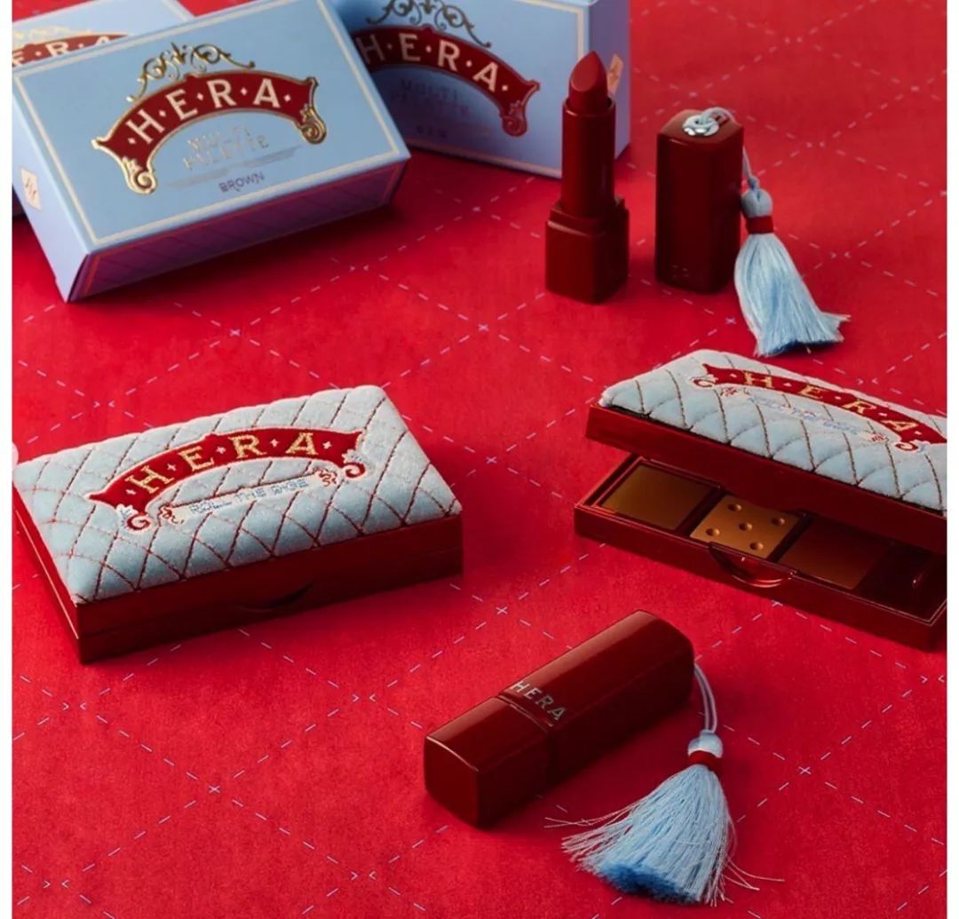 李佳琦停播都能上热搜?!这次看得我莫名心疼...