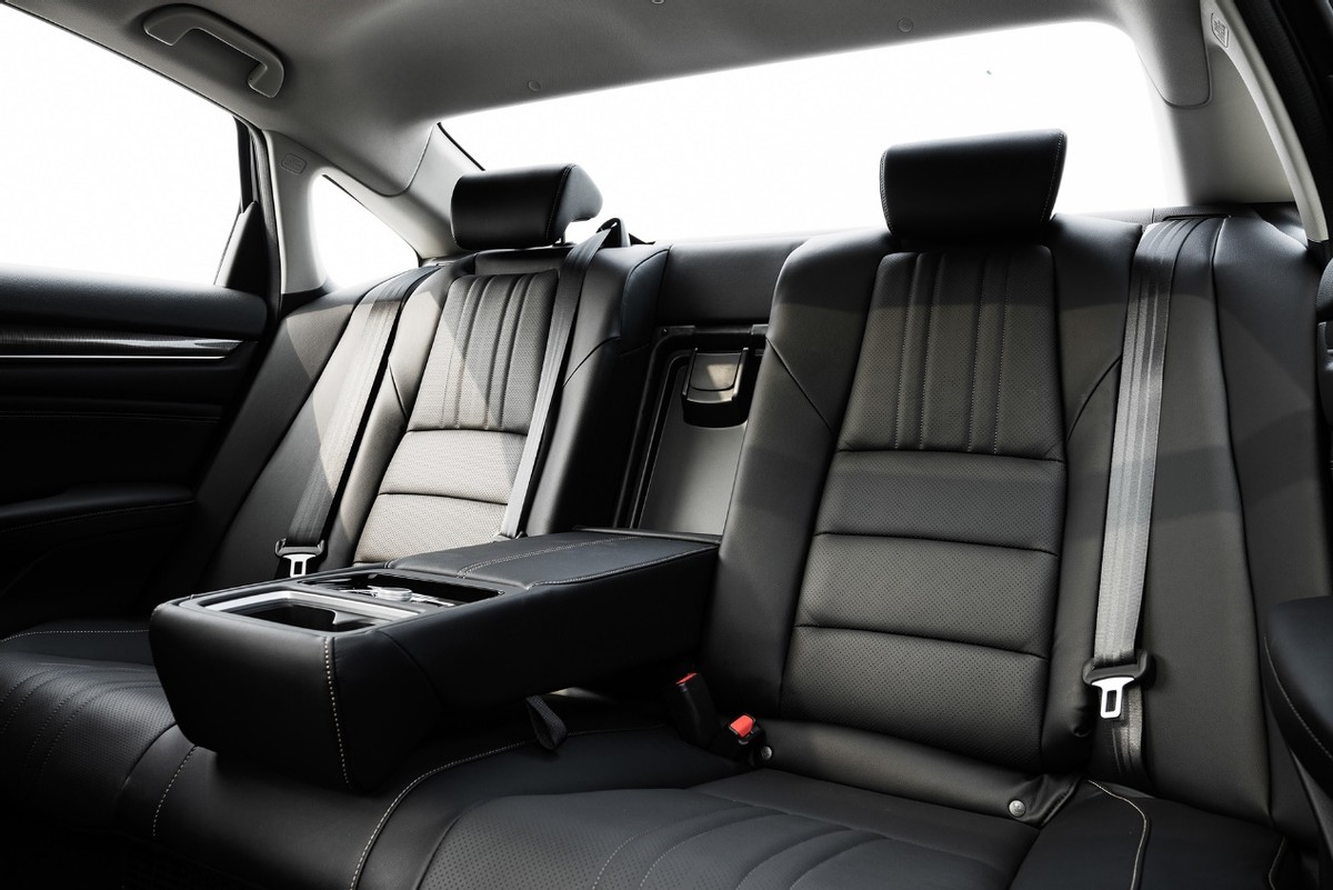 年轻化是未来十年的品牌必由之路,广本雅阁2020款试驾