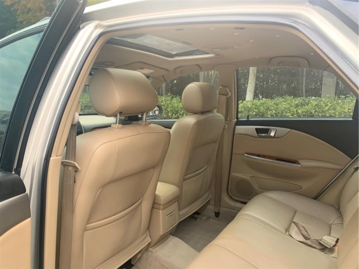 花1万多买的车,花20多万买二手别克商务车划算吗