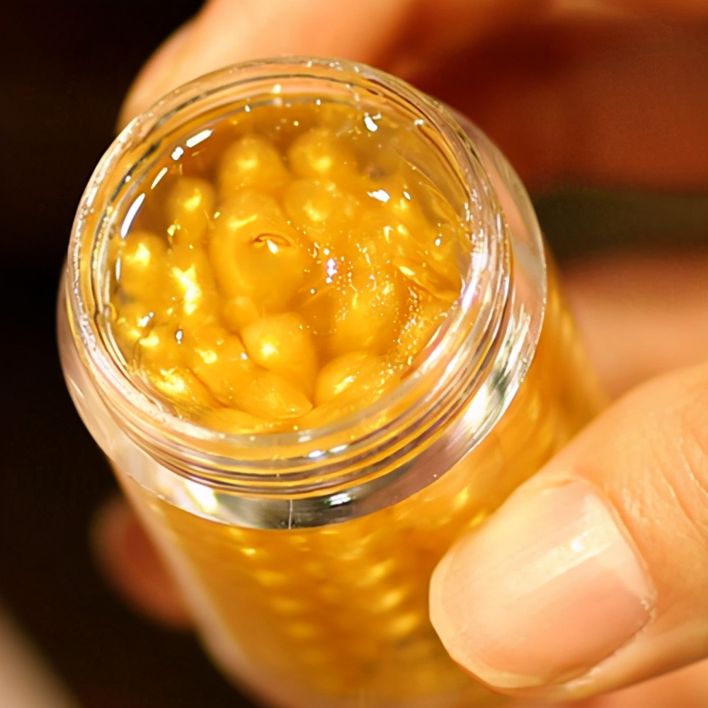 身边这5种“买得起”的老牌眼霜，别嫌弃是小牌，口碑不比大牌差