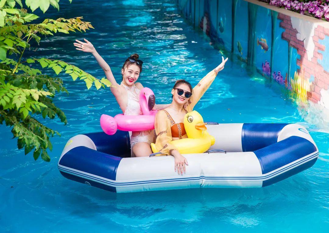 郑州方特水上乐园激流勇进,郑州方特水上乐园冲浪第一视角