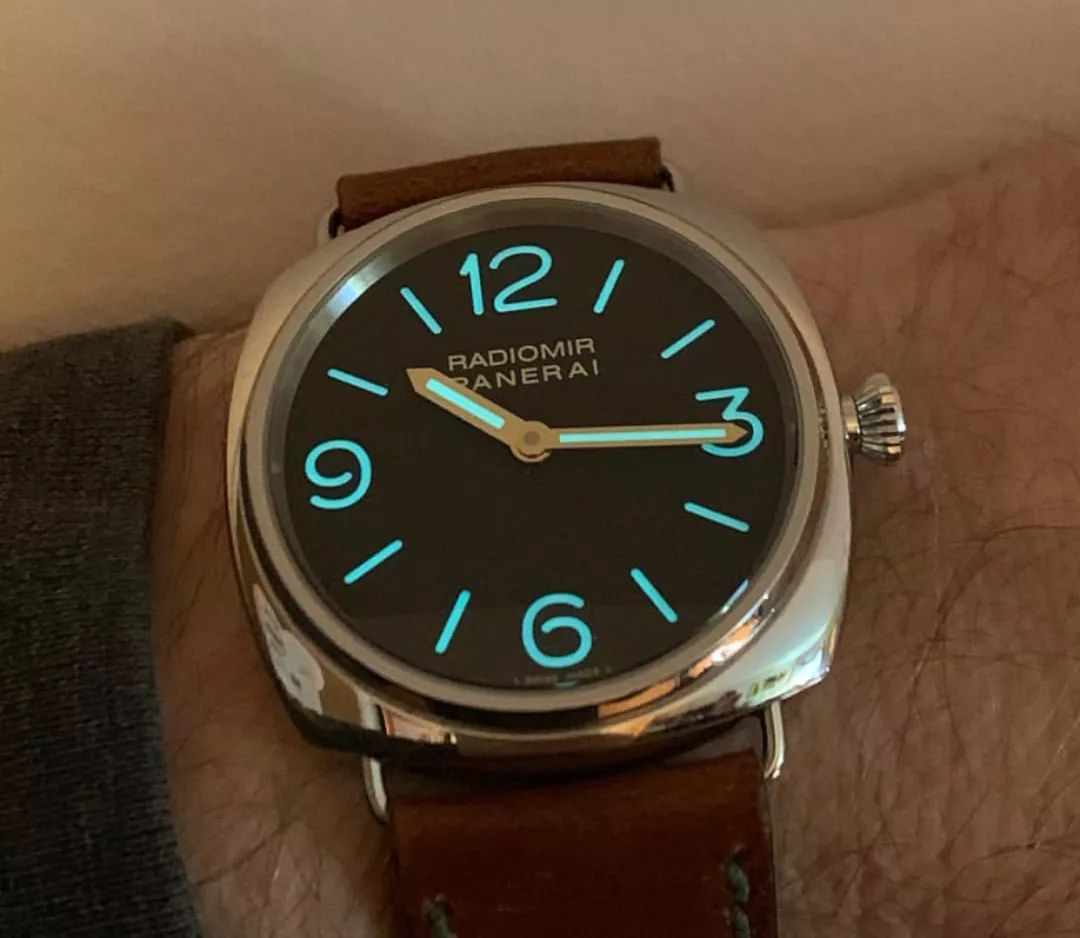 手表不能戴着洗澡,手表不能戴着洗澡解析