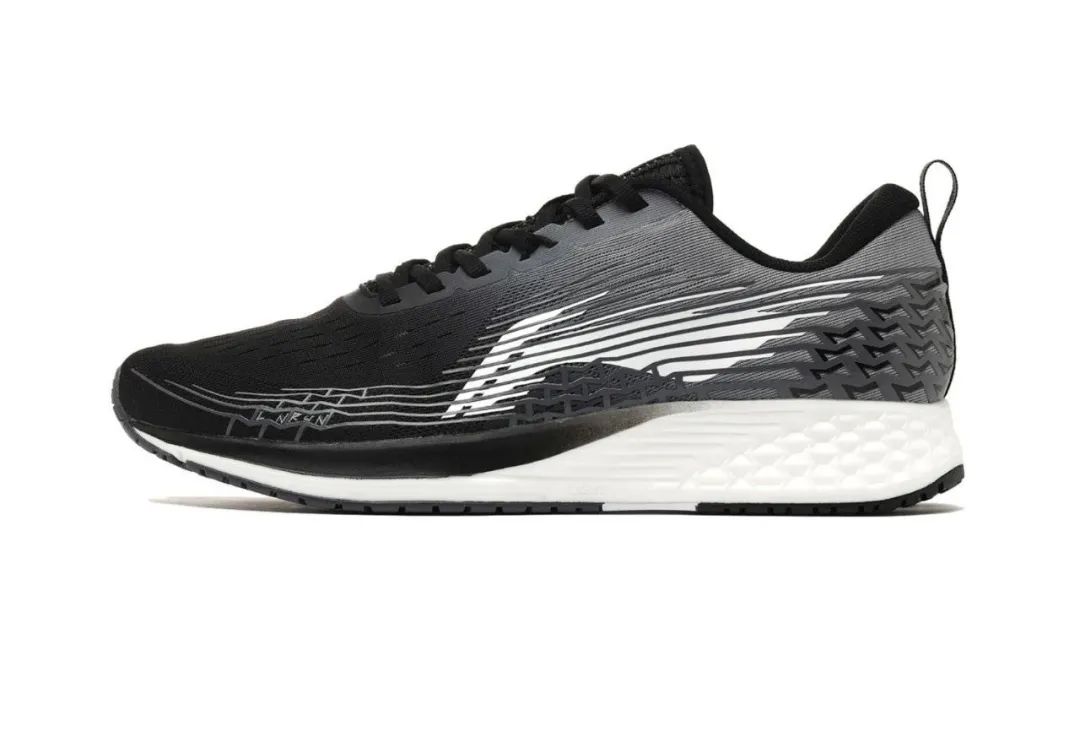 重要干货：该怎样为孩子选择合适跑步训练鞋