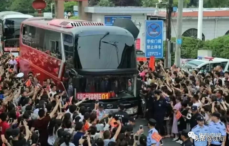 百姓无粟米充饥何不食肉糜,何不食肉糜讽刺什么人