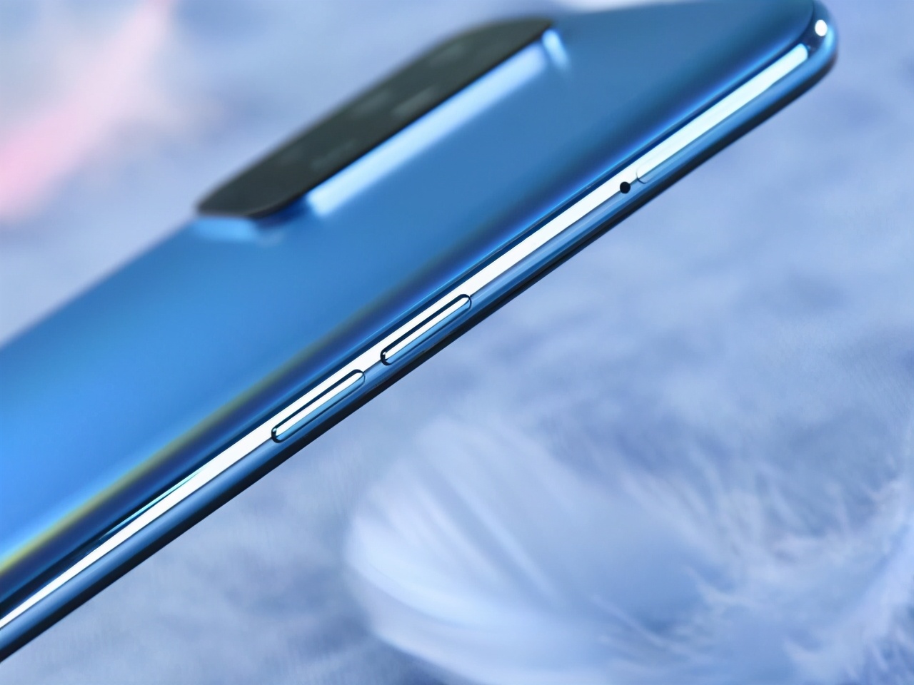 oppoa95是中端还是高端手机,oppoa95旗舰机体验轻薄又能打