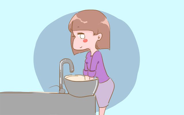 产后多久才能碰头发,产后多久才能碰凉水