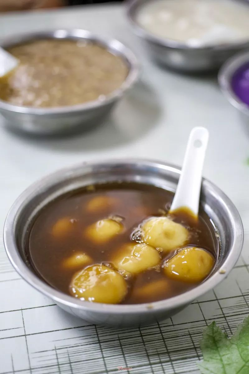 海南人有一套完整的消暑List，这其中绝对少不了吃糖水