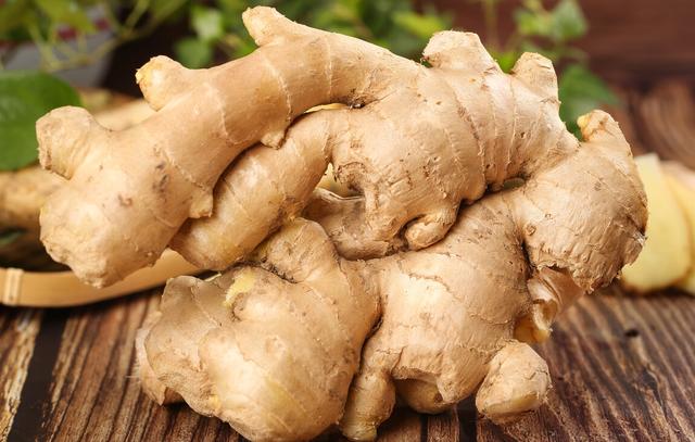 生姜吃多了对身体有害吗,生姜吃多了会导致血管损伤吗