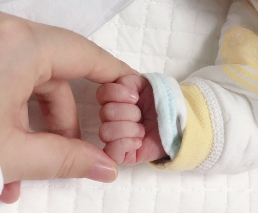 生孩子顺产难产压肚子痛,顺产妈妈告诉你生孩子到底有多痛