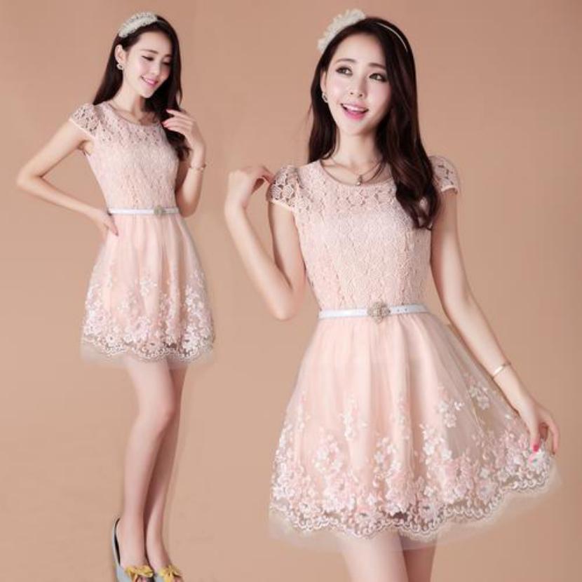 艾小羊：潘玮柏结婚，我更好奇新娘“土甜风”的衣品