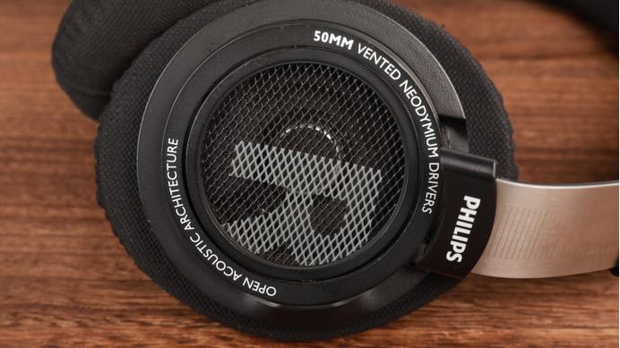 飞利浦shp9500配什么耳机好,飞利浦shp9500和漫步者w820nb哪个好