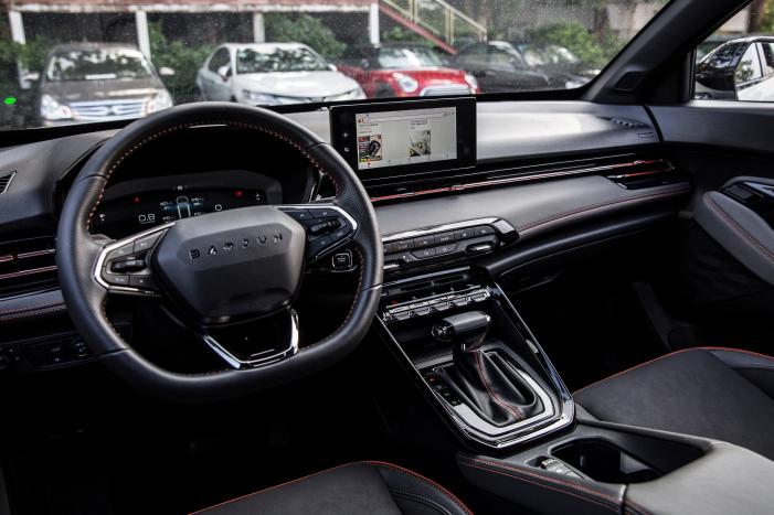 10万买新宝骏rs-3值得吗,新宝骏rs-3最推荐购买的车型