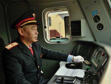 货运火车司机真实生活,铁道司机真实生活