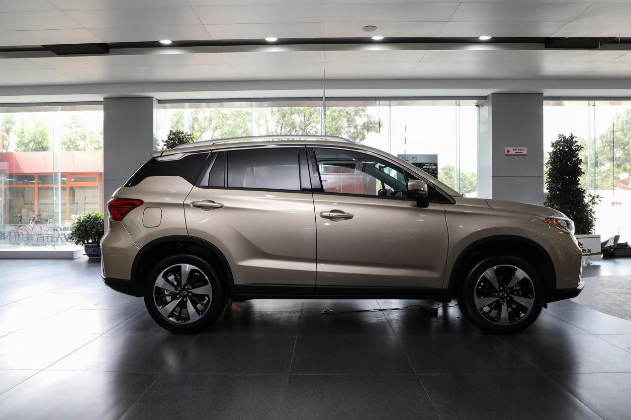 传祺gs42.0t动力,传祺gs4plus1.5t时速120转速多少