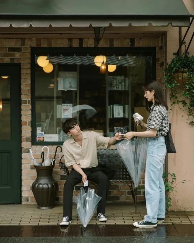 情侣必看！让人看了直呼好想谈恋爱的情侣穿搭和拍照技巧