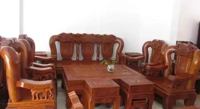 为什么越南的家具便宜,越南红木为啥那么便宜