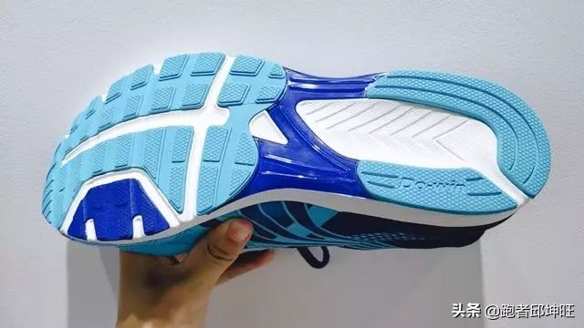 国产战神多威，跑鞋里的性价比竞速王者