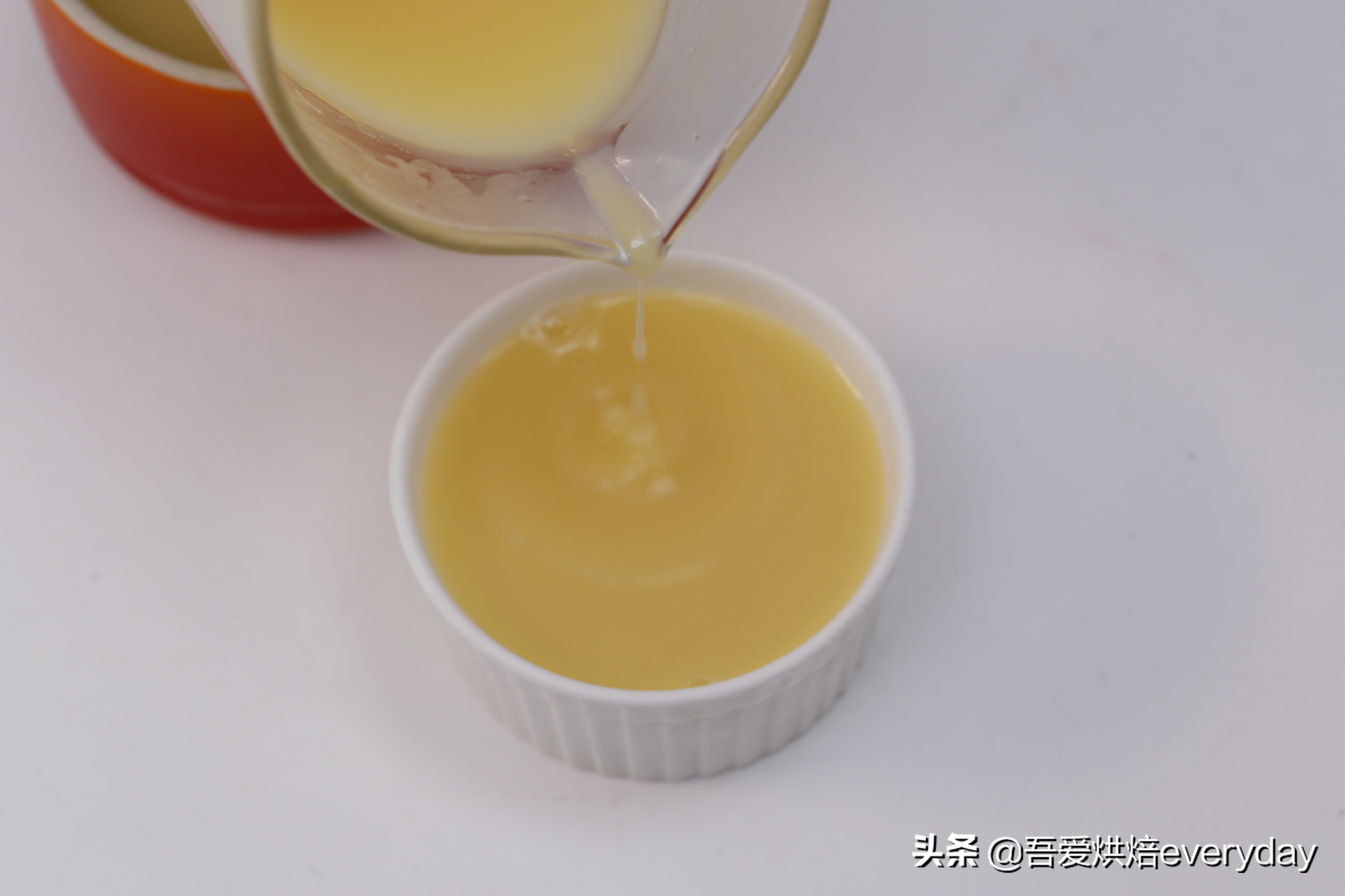 简单又美味的百香果布丁，3分钟学会，宝宝也能吃