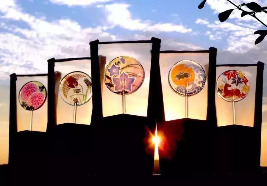 21岁日本小伙立志复兴糖艺制作,5分钟捏出金鱼熊猫,你舍得吃吗