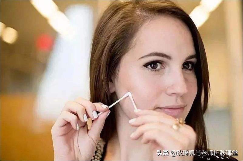 脸上闭合性粉刺如何去除最有效,闭口性粉刺是怎么回事