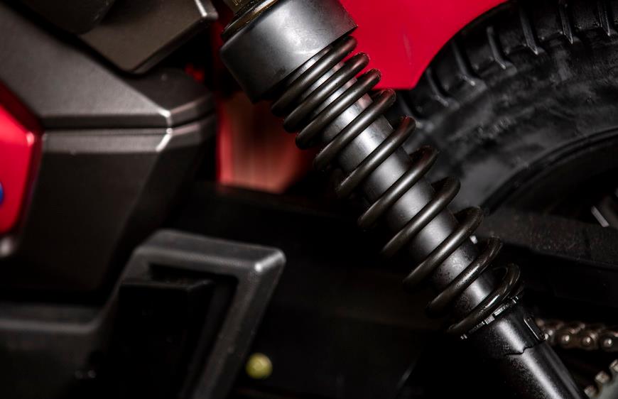 力帆150太子车,水冷引擎油耗2.3L,售1万多,还免购置税