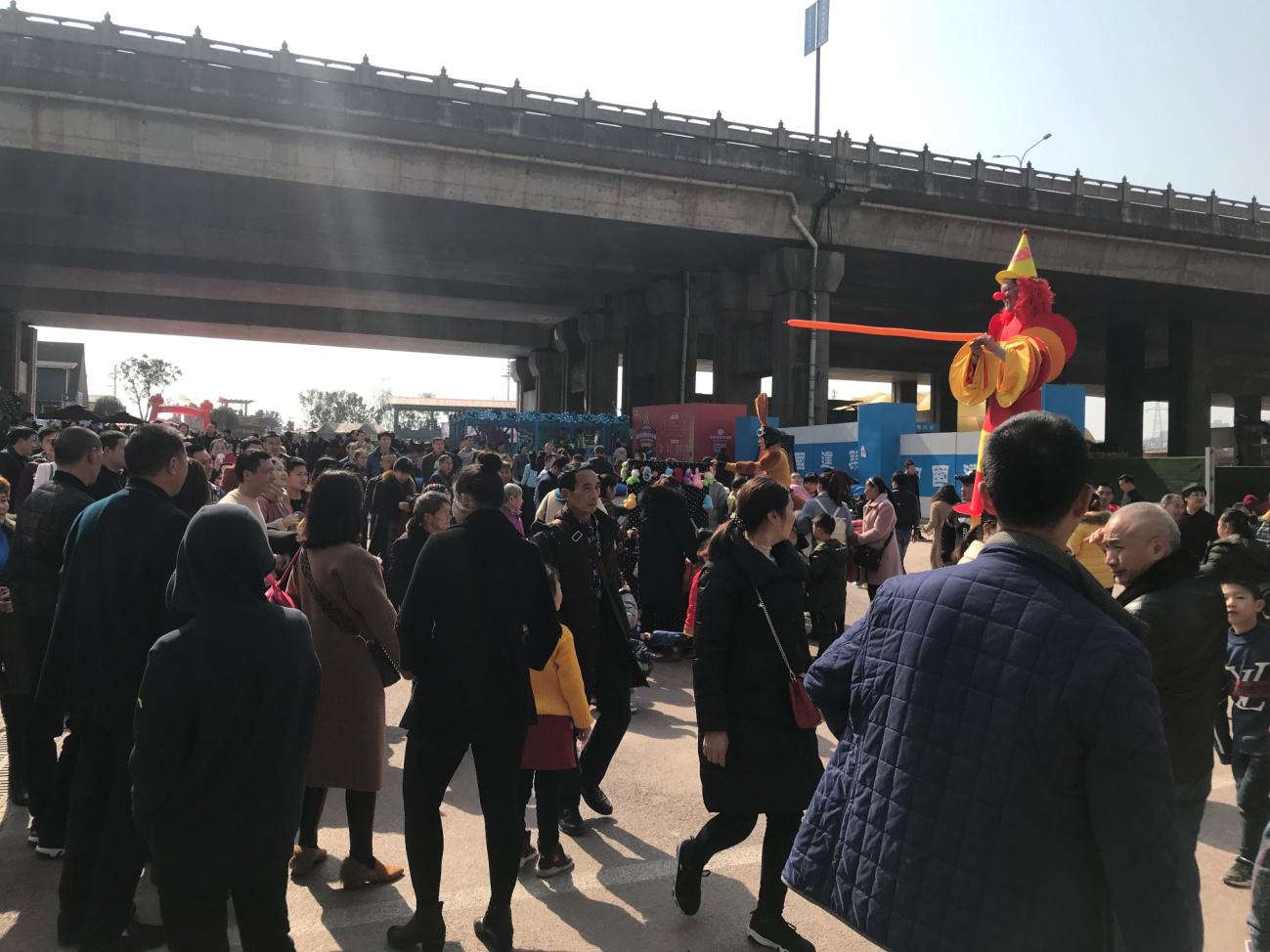 签约26个项目总投资近40亿元,洋人街游乐城