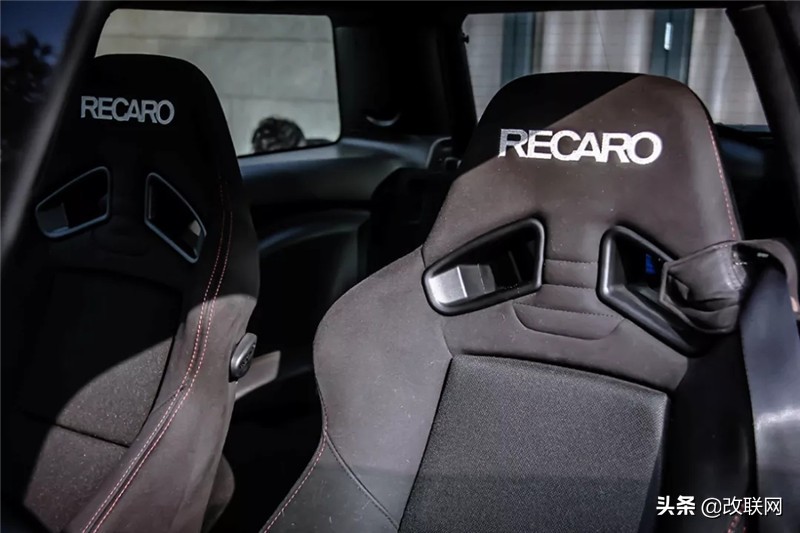 这是情怀体现的MINIR56JCW帅到爆炸