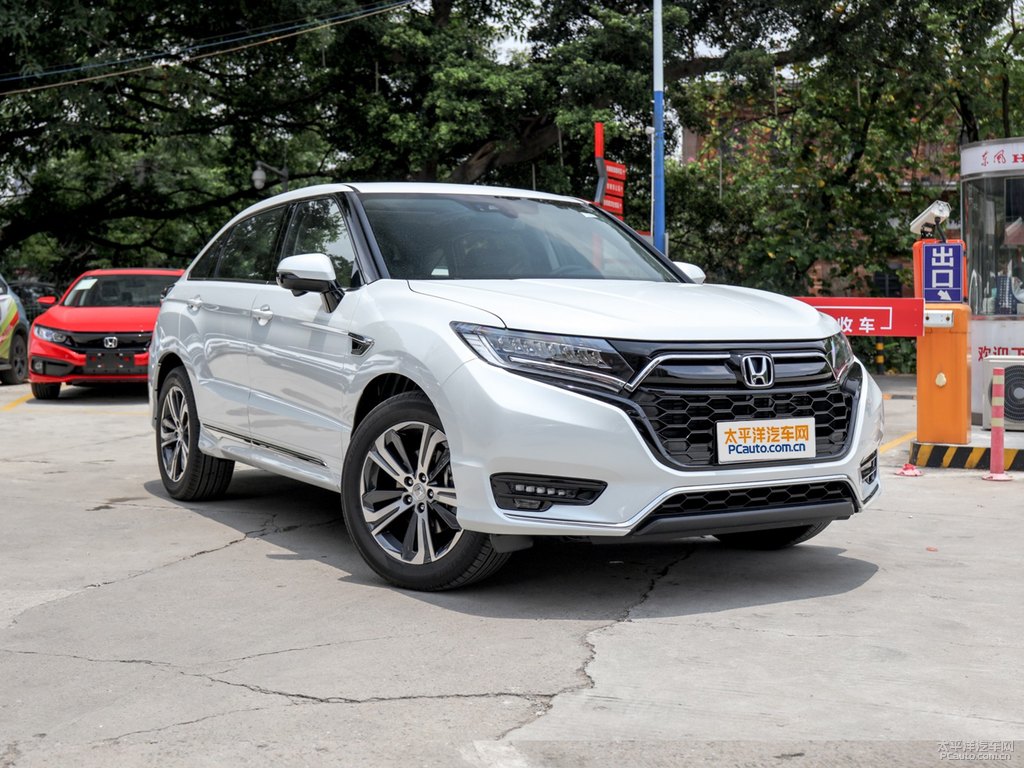 本田urv车型跟什么车一样,本田ur-v2017款370turbo两驱评测