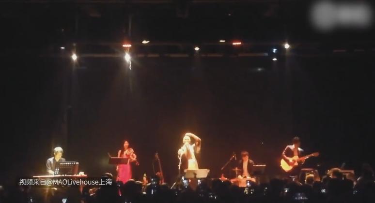 日本帅和尚唱经文歌爆红,网友:念经也能火?我要去消法为僧!