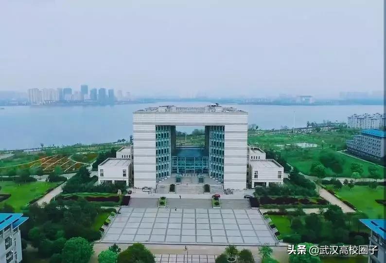湖北中医药大学，是湖北省唯一一所高等中医药本科院校