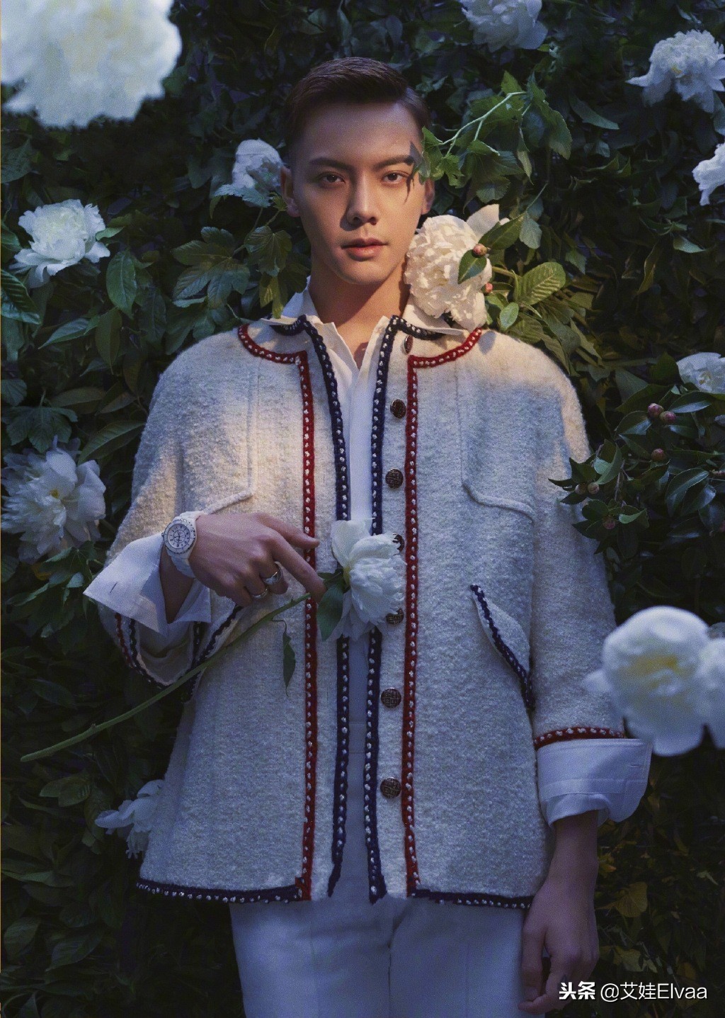 陈伟霆穿supreme黑色,陈伟霆宠爱里面同款连帽外套