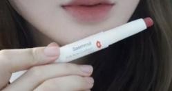 适合素颜涂的平价口红黄皮显白,适合黄皮的素颜口红滋润持久