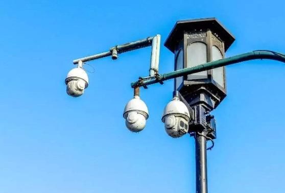 一个摄像头一年赚2500万,一年挣上亿的道路摄像头