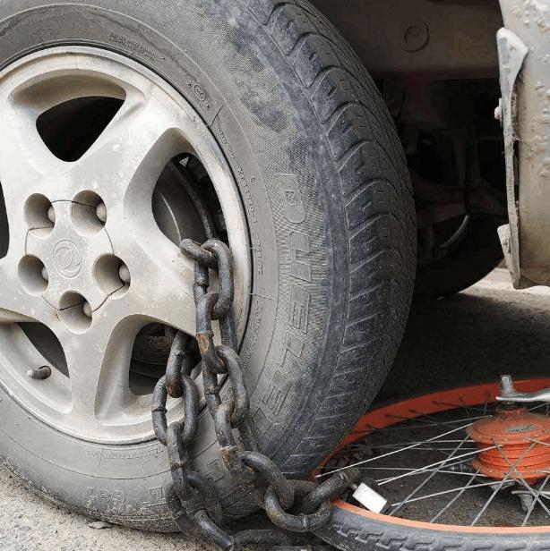 车轮被锁怎么办,车轮被锁了怎么解