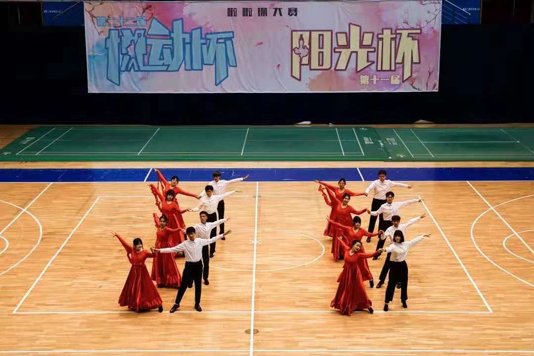 五月动起来图片,五月动起来舞蹈视频